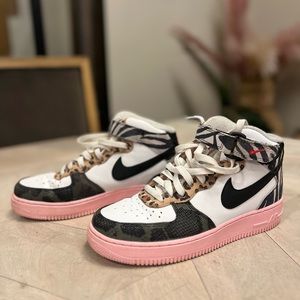 Nike Air Force 1 Mid '07 Tunnel Walk (Women's) size: 8.5